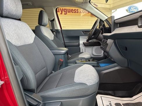 Used 2025 Ford Maverick XLT w/ XLT Luxury Package image 28