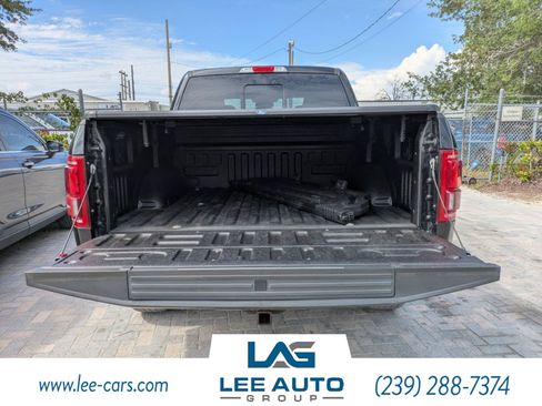 Used 2018 Ford F150 XLT w/ Equipment Group 302A Luxury AWD/4WD image 9