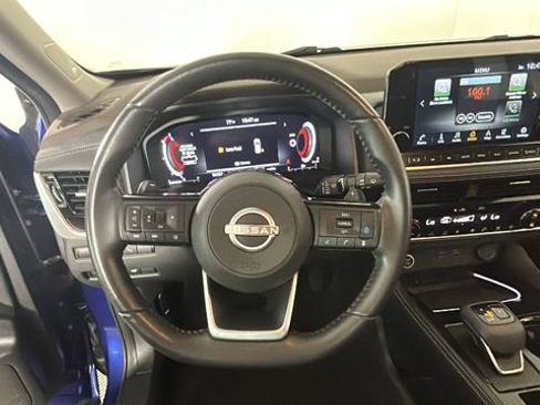 Used 2023 Nissan Rogue Platinum w/ Platinum Premium Package AWD/4WD image 14