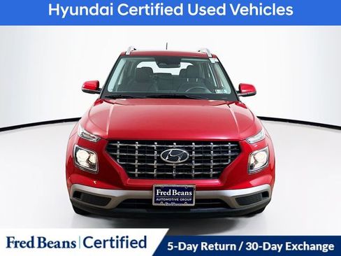 Certified 2023 Hyundai Venue SEL image 2