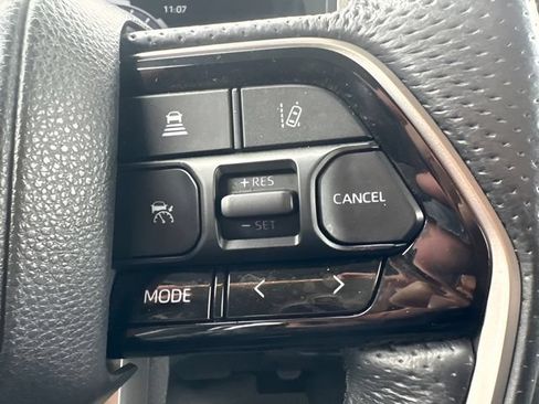 Used 2023 Toyota Tundra Limited AWD/4WD image 14