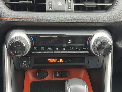 Used 2022 Toyota RAV4 Adventure image 24