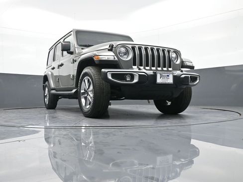 Used 2021 Jeep Wrangler Unlimited Sahara w/ Safety Group image 32