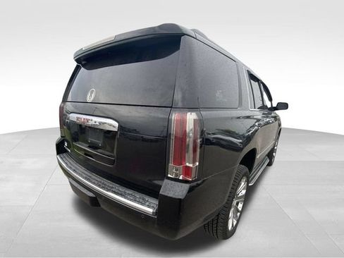 Used 2015 GMC Yukon Denali w/ Open Road Package AWD/4WD image 9
