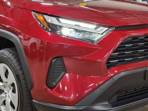 Used 2023 Toyota RAV4 LE FWD image 13