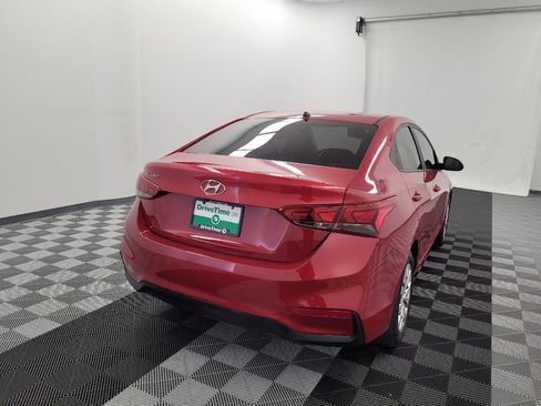 Used 2022 Hyundai Accent SE w/ Cargo Package FWD image 7