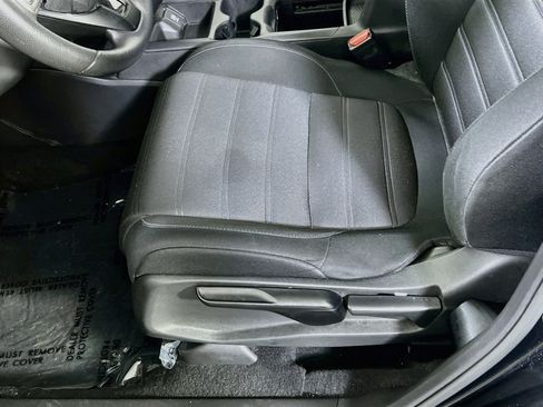 Used 2019 Honda CR-V LX image 18