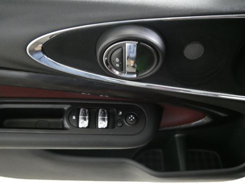 Used 2016 MINI Cooper Clubman S FWD image 19