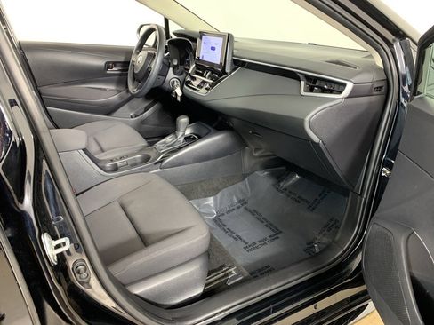 Used 2024 Toyota Corolla LE image 34