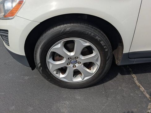 Used 2013 Volvo XC60 3.2 Premier AWD/4WD image 36