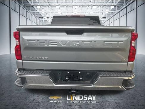 Used 2025 Chevrolet Silverado 1500 LT AWD/4WD image 5
