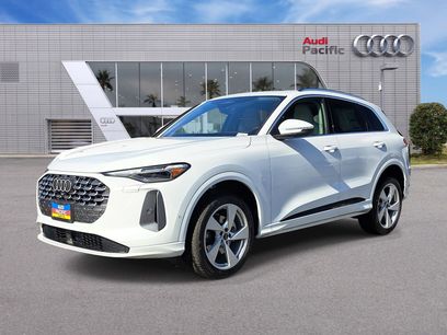 New 2025 Audi Q5 Premium Plus