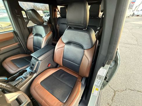 Used 2021 Ford Bronco Outer Banks image 12