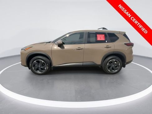 Certified 2024 Nissan Rogue SV w/ SV Premium Package AWD/4WD image 5