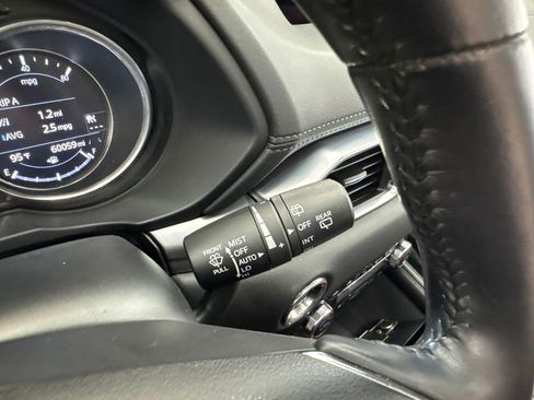 Used 2018 MAZDA CX-5 Touring w/ Preferred Equipment Package AWD/4WD image 23