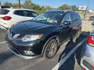 Used 2015 Nissan Rogue SL image 1