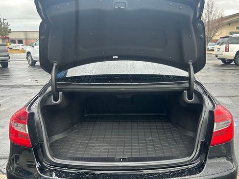 Used 2014 Hyundai Genesis 5.0 R-Spec image 6