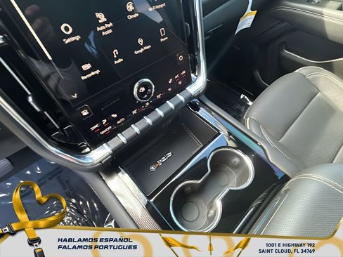 New 2026 GMC Yukon XL Elevation image 24