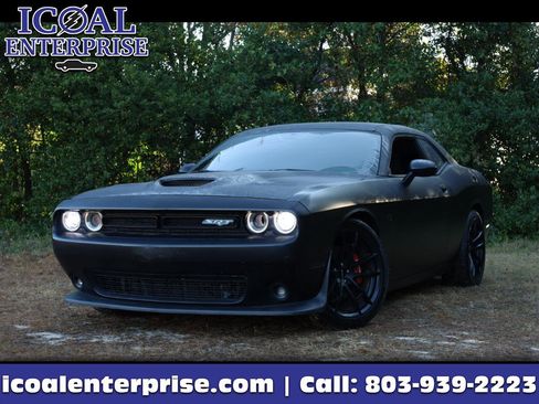 Used 2021 Dodge Challenger R/T Scat Pack image 1