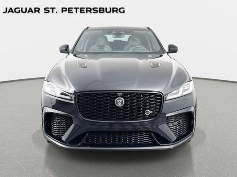 New 2026 Jaguar F-PACE SVR image 2