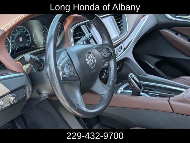 Used 2019 Buick Enclave Avenir w/ Avenir Technology Package FWD image 14