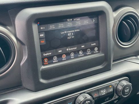 Used 2022 Jeep Wrangler Unlimited Sport image 26