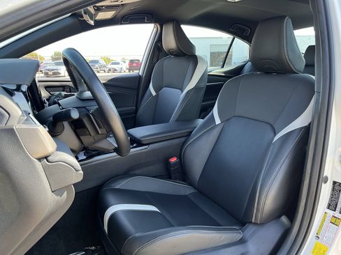 Used 2025 Toyota Camry SE FWD image 22