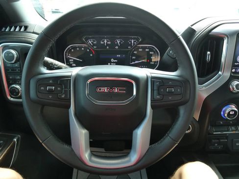 Used 2021 GMC Sierra 1500 Elevation w/ X31 Off-Road Package AWD/4WD image 33