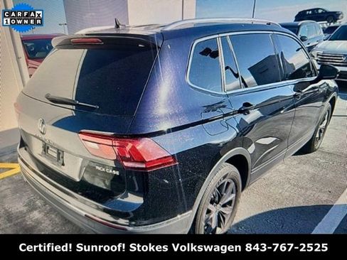 Used 2023 Volkswagen Tiguan SE w/ Panoramic Sunroof Package image 3