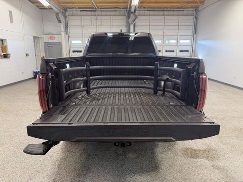 Used 2022 Toyota Tundra Platinum image 10