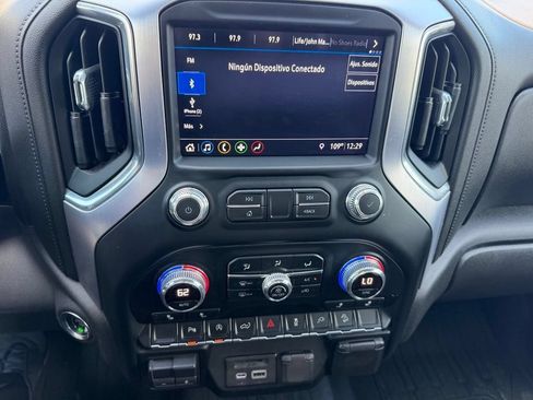 Used 2019 GMC Sierra 1500 SLE w/ SLE Value Package AWD/4WD image 14