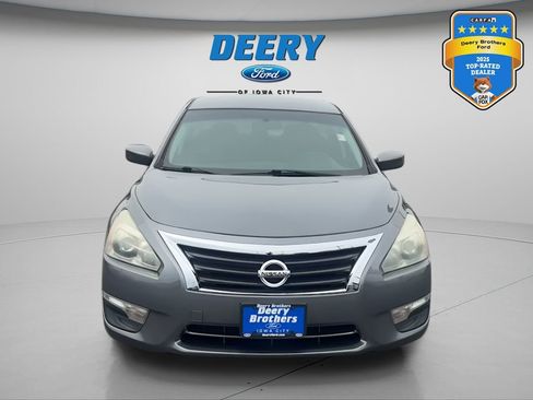 Used 2015 Nissan Altima 2.5 S w/ Sport Value Package FWD image 10