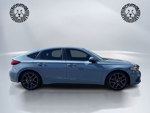 Used 2022 Honda Civic Sport Touring image 4