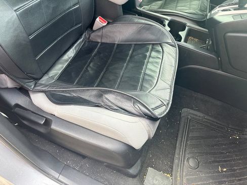 Used 2017 Honda CR-V LX image 24