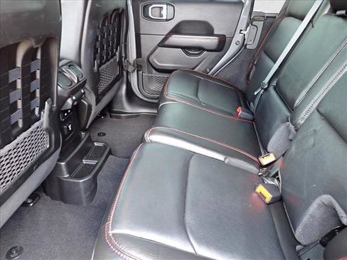 Used 2021 Jeep Wrangler Unlimited Rubicon AWD/4WD image 9