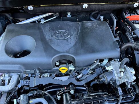 Used 2023 Toyota RAV4 XLE image 35