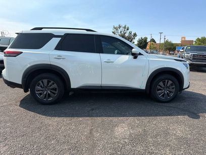 Used 2024 Nissan Pathfinder SV