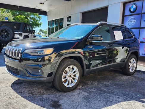 Used 2019 Jeep Cherokee Latitude w/ Popular Appearance Group image 29