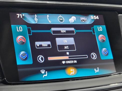 Used 2019 Buick Enclave Avenir w/ Avenir Technology Package AWD/4WD image 45