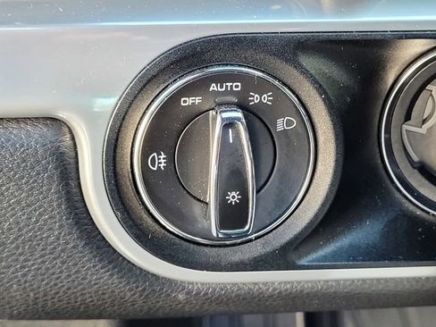 Used 2017 Porsche 911 Carrera image 11