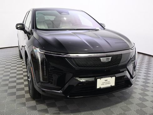 Certified 2025 Cadillac Optiq Sport 1 AWD/4WD image 9