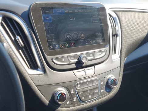 Used 2024 Chevrolet Malibu LT image 24