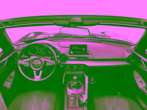 Used 2016 MAZDA MX-5 Miata Club RWD image 19