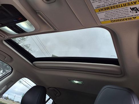 Certified 2025 Subaru Crosstrek 2.5i Limited w/ Crosstrek Mirror Package image 16