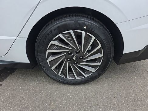 New 2026 Hyundai Sonata Limited FWD image 45