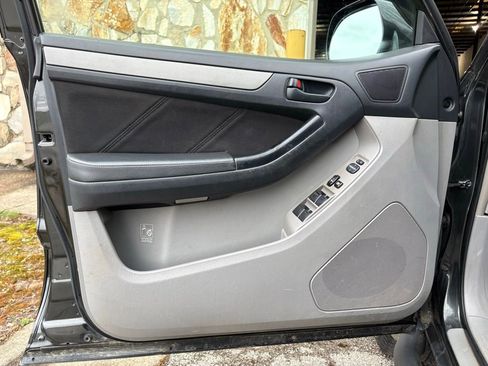 Used 2008 Toyota 4Runner Sport image 12