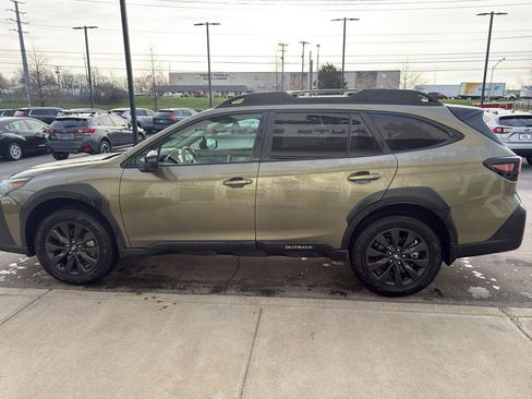 Used 2025 Subaru Outback Onyx Edition w/ Popular Package #2 image 6