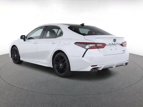Used 2021 Toyota Camry XSE w/ Navigation Package FWD image 3