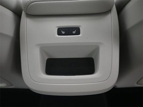 Used 2024 Volvo S60 B5 Core w/ Climate Package image 28