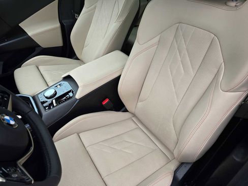 Used 2025 BMW X3 xDrive30i w/ Premium Package image 21